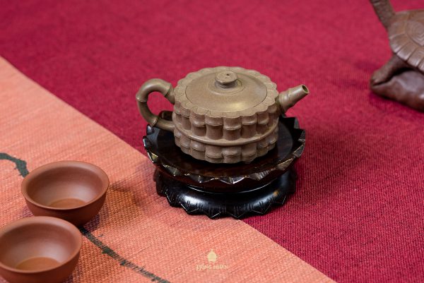 Dáng Ấm Khắc Trúc