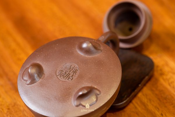 Dáng Ấm: Tuyền Lư