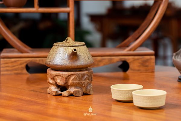 Dáng Ấm: Thạch Biều