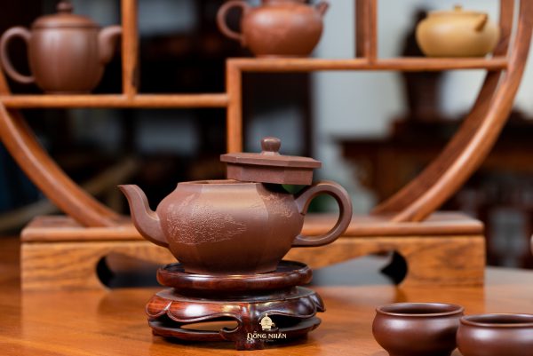 Dáng Ấm: Lục Phương
