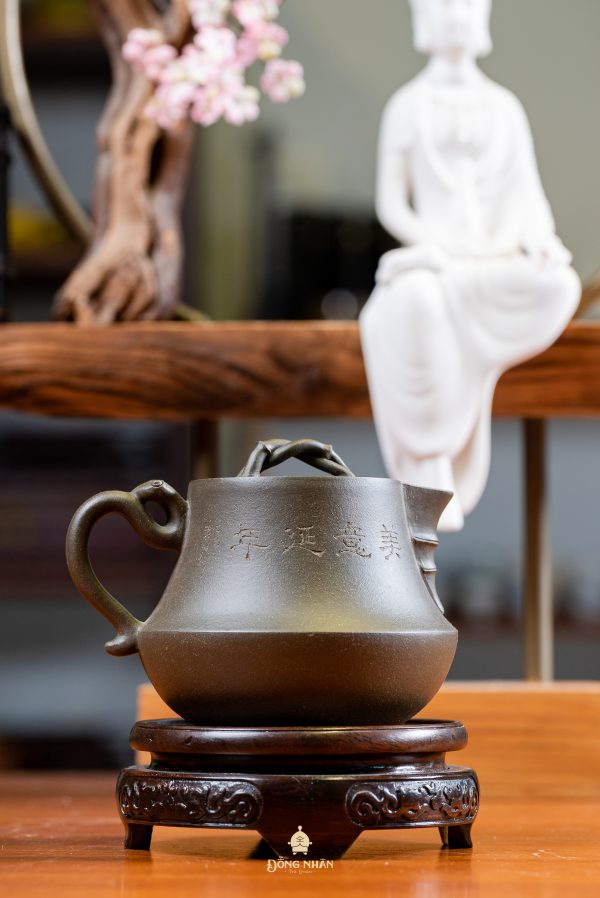 Dáng Ấm Cách Điệu