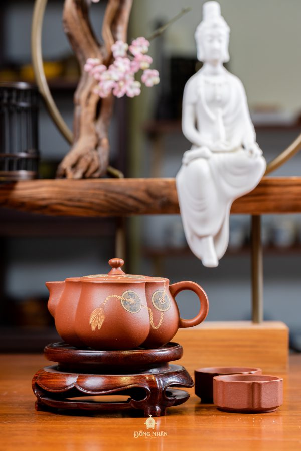 Dáng Ấm Tiền