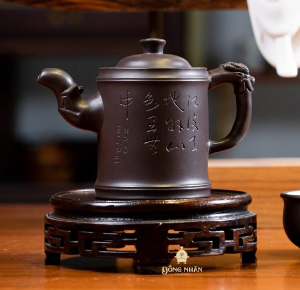 Dáng Ấm Chuông