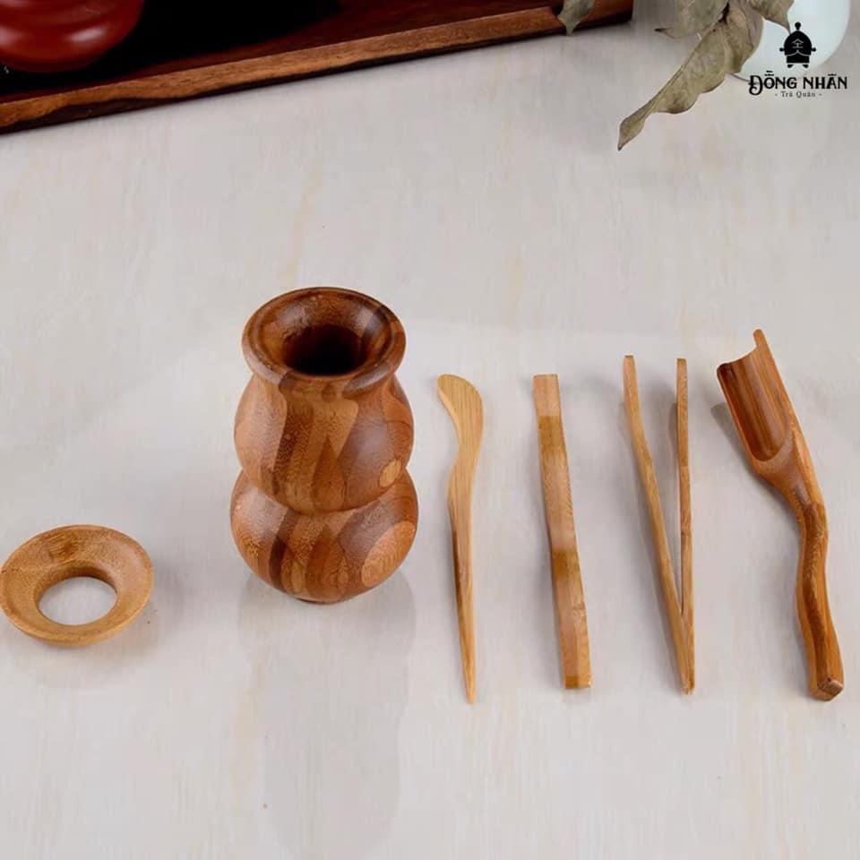 Bộ Dụng Cụ Bằng Tre